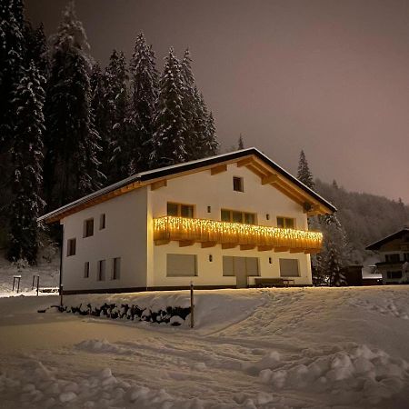 Appartement Bergfuier Holzgau Esterno foto