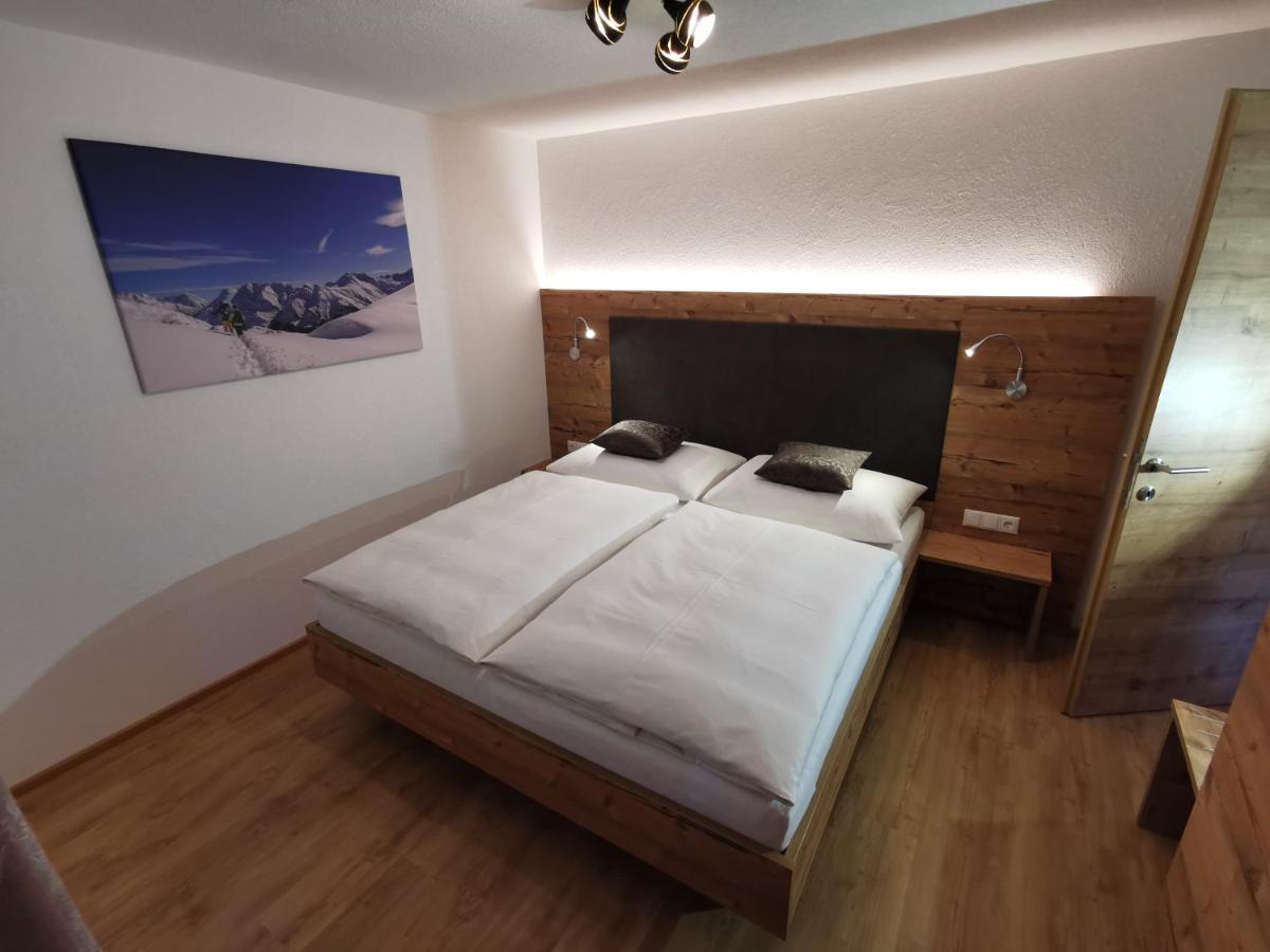 Appartement Bergfuier Holzgau Esterno foto