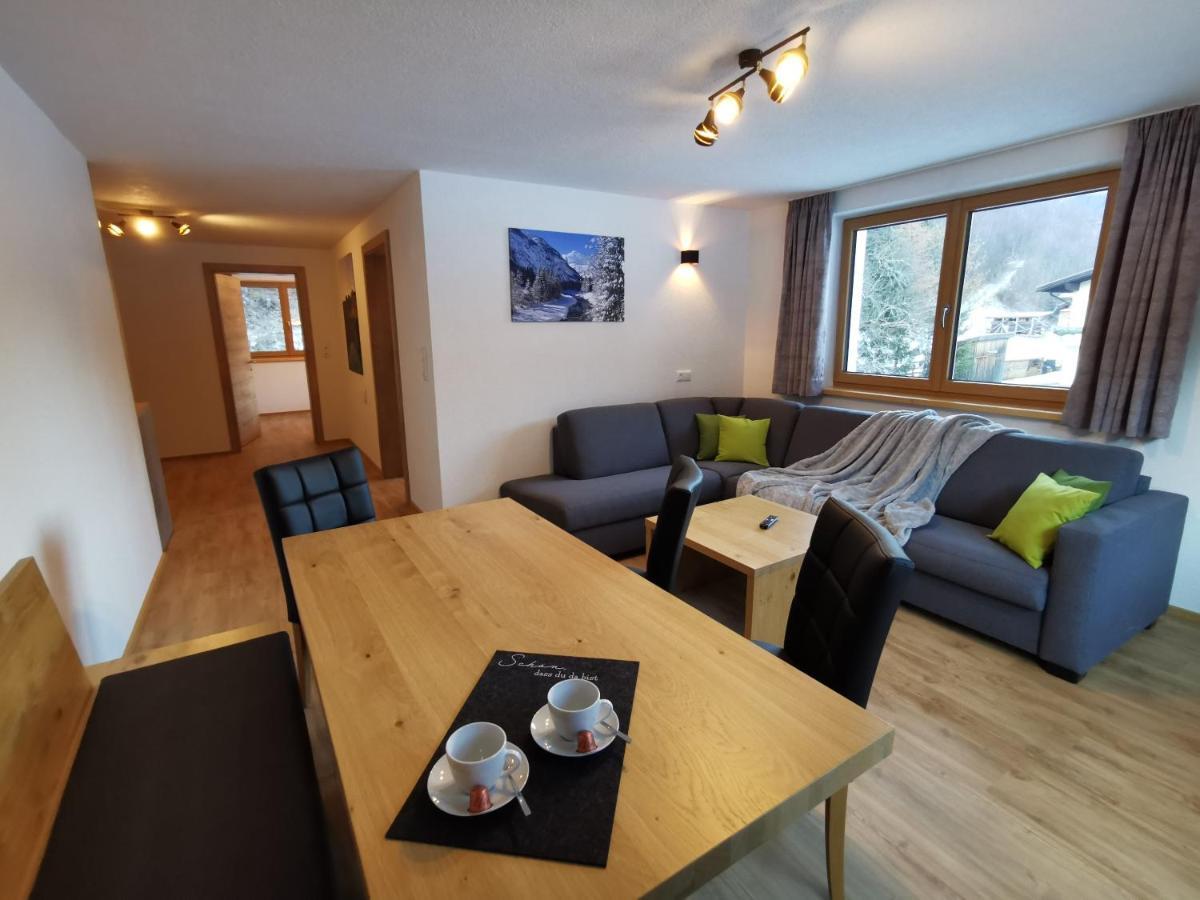 Appartement Bergfuier Holzgau Esterno foto