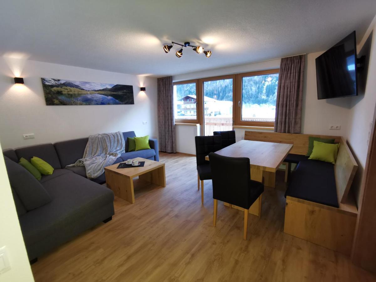 Appartement Bergfuier Holzgau Esterno foto