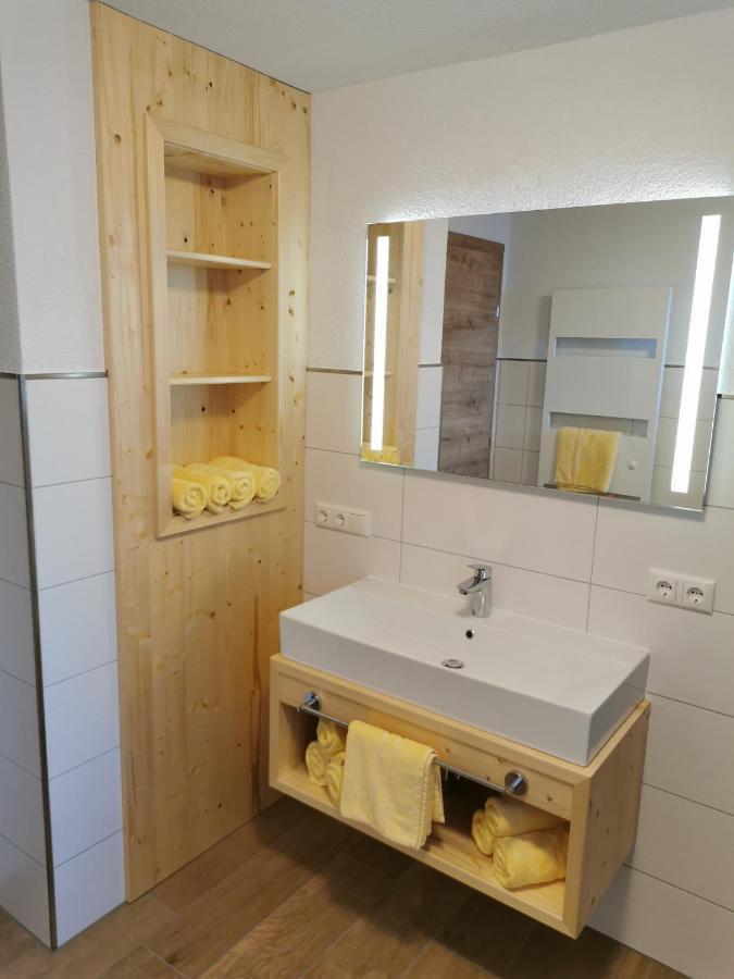 Appartement Bergfuier Holzgau Esterno foto