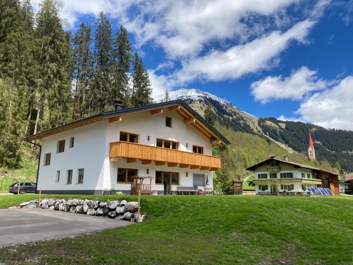 Appartement Bergfuier Holzgau Esterno foto