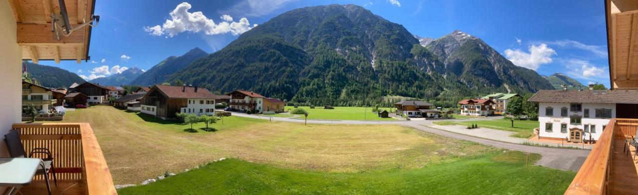Appartement Bergfuier Holzgau Esterno foto